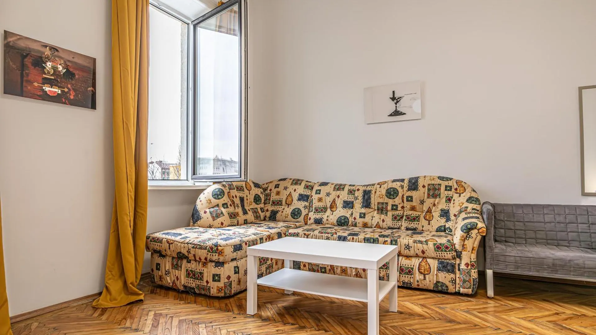 Apartment Superb 2Br Apt Very Spacious At The Millenium Tower Vienna Austria