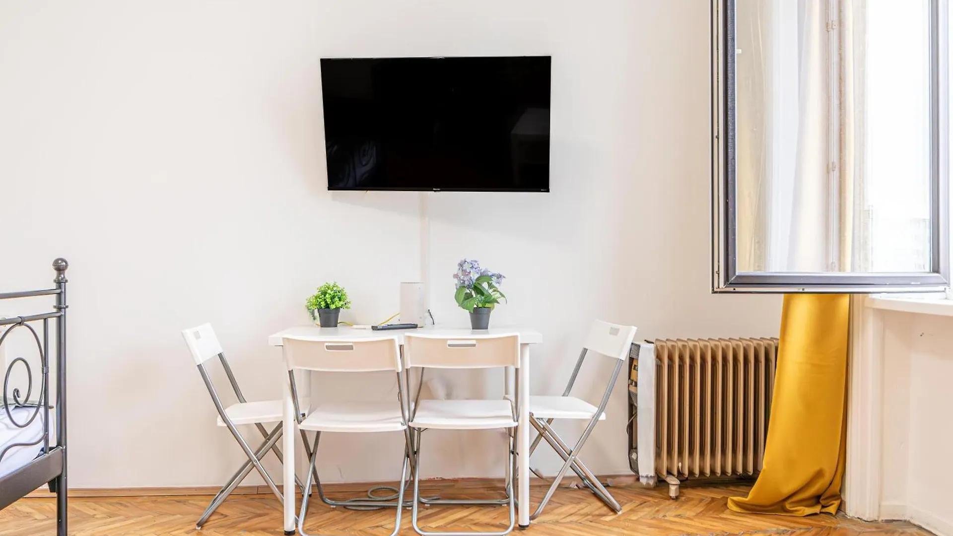 Apartment Superb 2Br Apt Very Spacious At The Millenium Tower Vienna