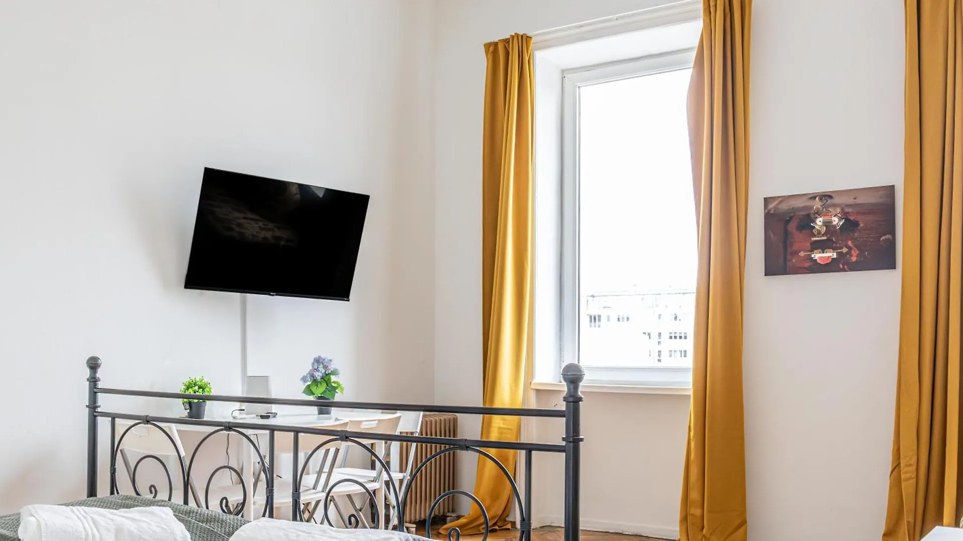 Apartment Superb 2Br Apt Very Spacious At The Millenium Tower Vienna