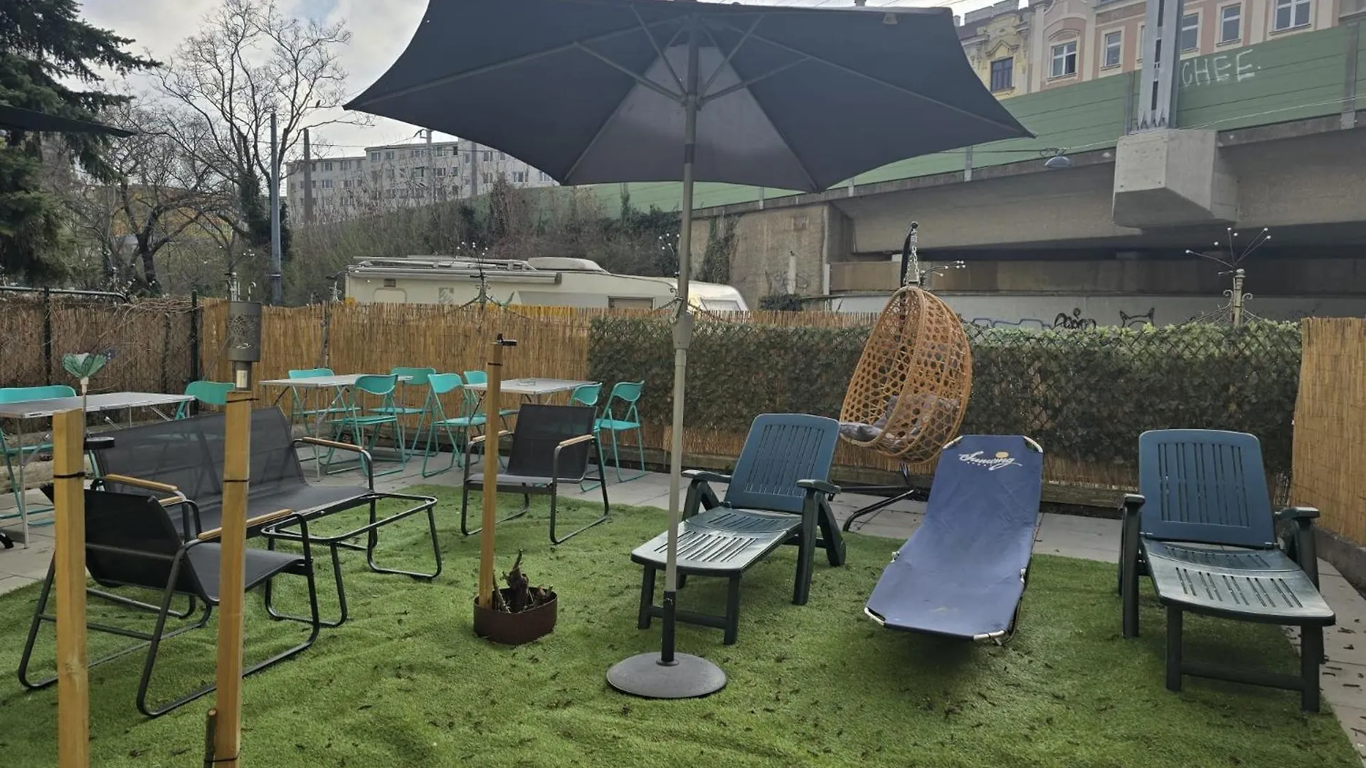 Apartment Superb 2Br Apt Very Spacious At The Millenium Tower Vienna Austria